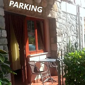Vera- With Airconditioning And Free Parking Alloggio in famiglia Mošćenička Draga